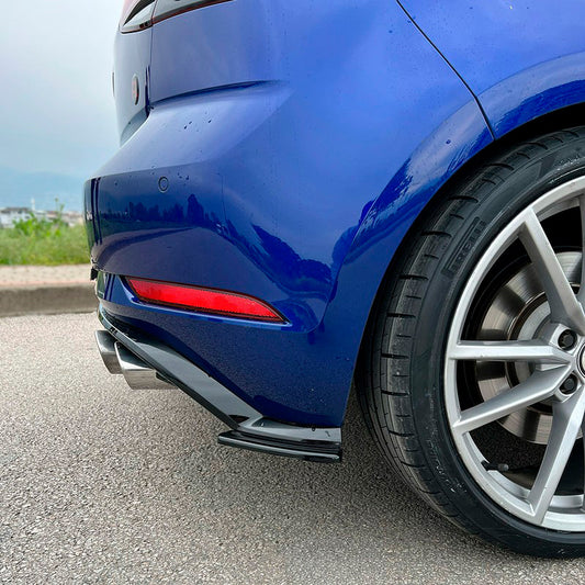 Oneway Heckschürzenansätze (Seitenteile) passend für Volkswagen Golf VII (7.5) HB R 2017-2020 - Schwarz glänzend