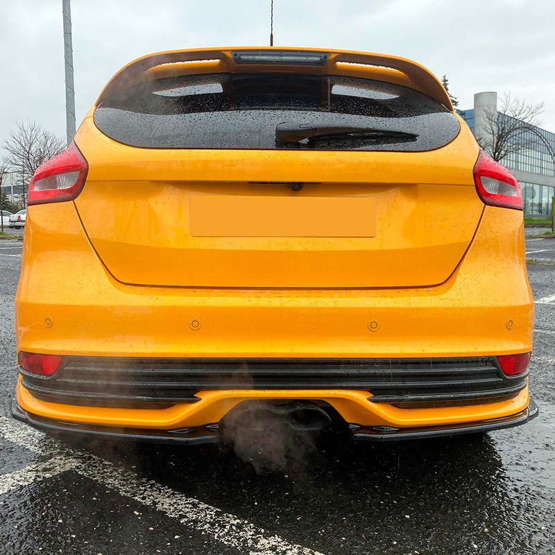 Oneway Heckschürzenansätze (Seitenteile) passend für Ford Focus ST MK3 Facelift 2015-2018 - Schwarz glänzend