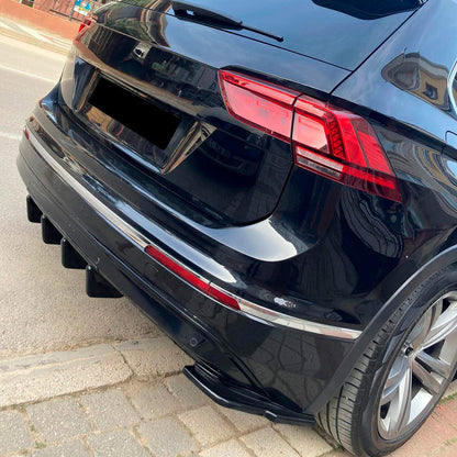 Oneway Heckschürzenansätze (Seitenteile) passend für Volkswagen Tiguan II Standart/R-Line 2016-2020 - Schwarz glänzend