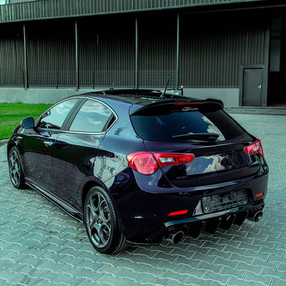 Oneway Heckschürzenansätze (Seitenteile) passend für Alfa Romeo Giulietta 2010-2020 - Schwarz glänzend