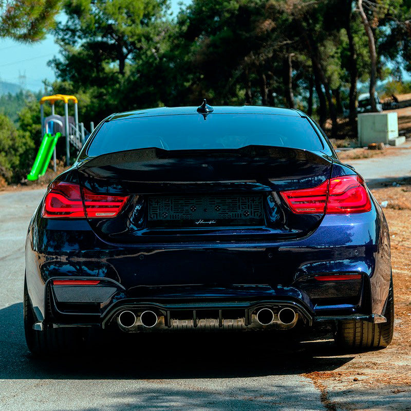Oneway Heckschürzenansätze (Seitenteile) passend für BMW M4 F82 2014-2021 - Schwarz glänzend