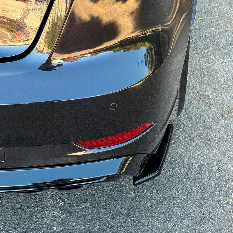 Oneway Heckschürzenansätze (Seitenteile) passend für Audi S3 Sportback 8V Facelift 2016-2020 - Schwarz glänzend (Nur passe...