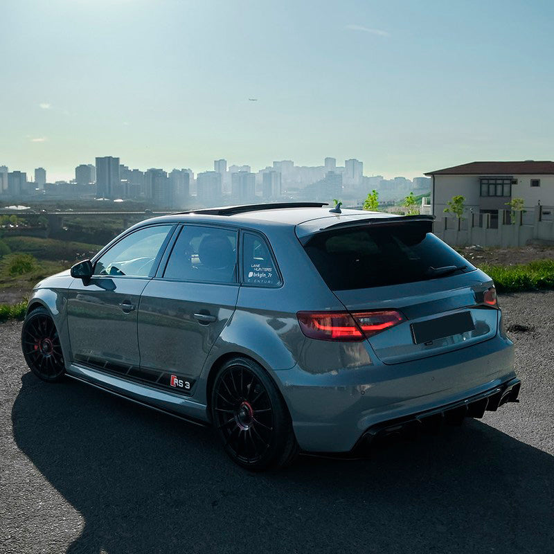 Oneway Heckschürzenansätze (Seitenteile) passend für Audi RS3 8V Sportback 2015-2016 - Schwarz glänzend