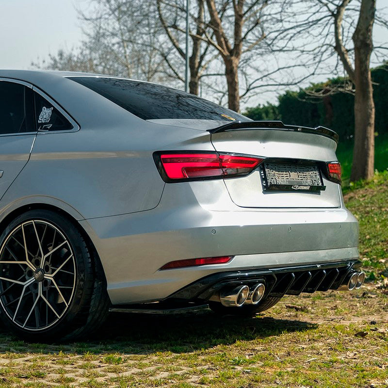 Oneway Heckschürzenansätze (Seitenteile) passend für Audi A3 (8V) Limousine Facelift 2016-2020 - Schwarz glänzend