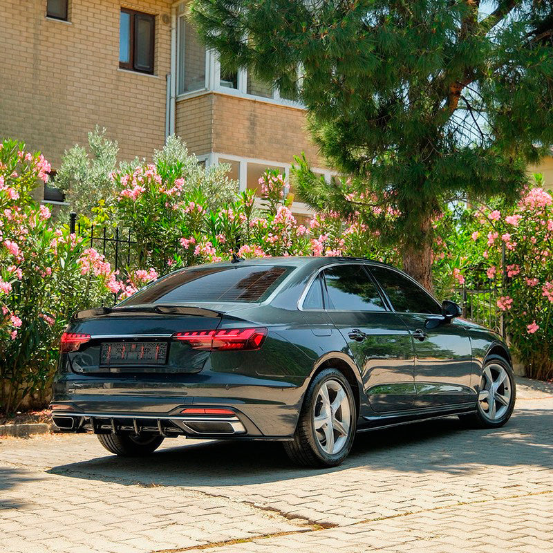 Oneway Heckschürzenansätze (Seitenteile) passend für Audi A4 (B9) Limousine/Avant Facelift 2019-2024 - Schwarz glänzend