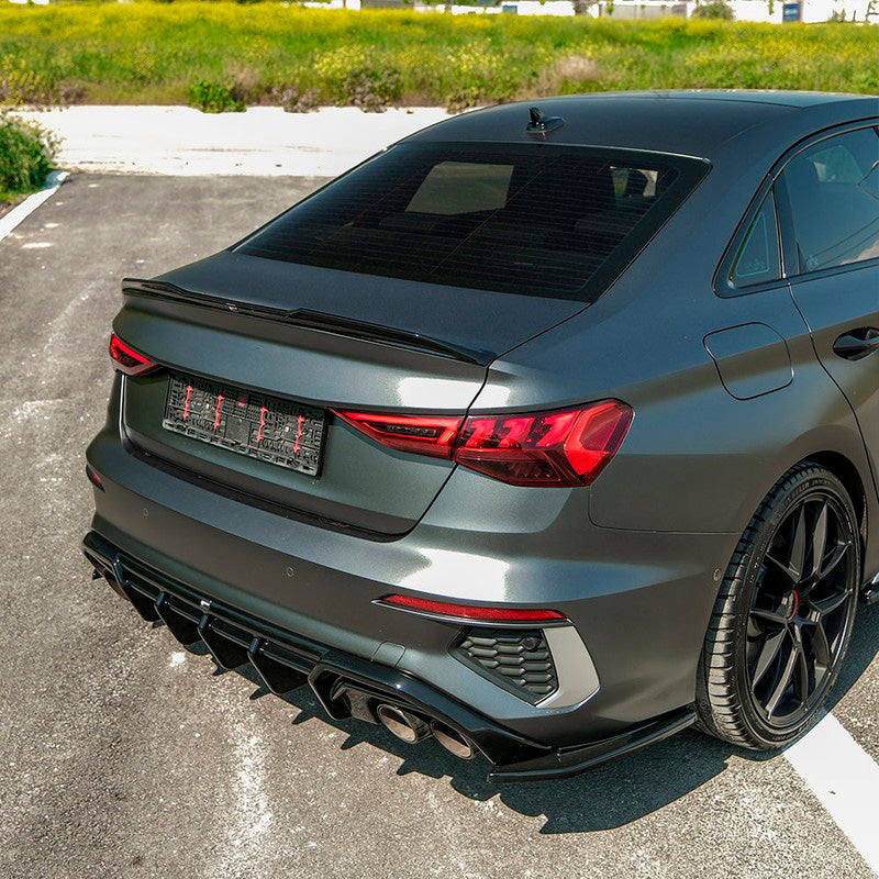 Oneway Heckschürzenansätze (Seitenteile) passend für Audi A3 8Y Limousine S3/S-Line 2020-2024 - Schwarz glänzend
