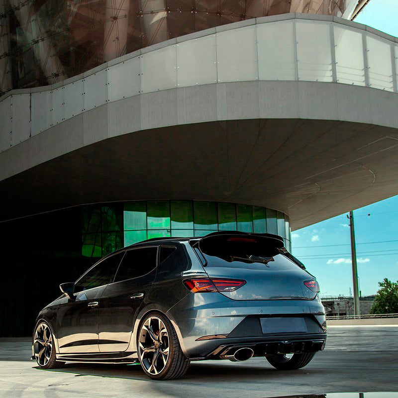 Oneway Heckdiffusor passend für Seat Leon (5F) HB FR Facelift 2017-2020 - Schwarz glänzend