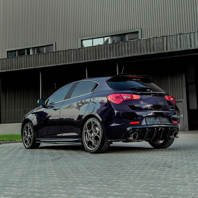 Oneway Heckdiffusor passend für Alfa Romeo Giulietta 2010-2020 - Version 2 - Schwarz glänzend
