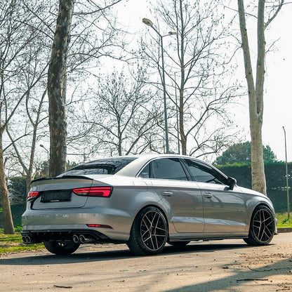Oneway Heckdiffusor passend für Audi A3 (8V) Limousine Facelift 2016-2020 (Doppelrohr links/rechts) - Schwarz glänzend