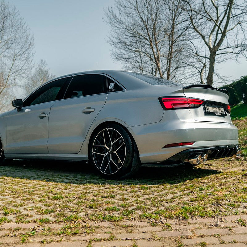 Oneway Heckflügel passend für Audi A3 S-Line/S3/RS3 Limousine 8V/8V Facelift 2013-2020 - Schwarz glänzend