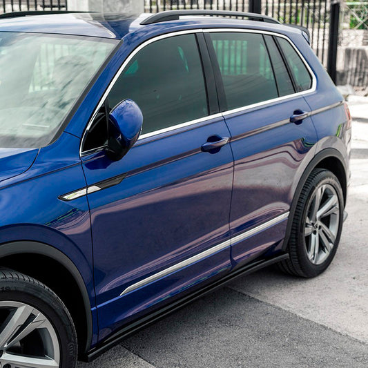 Oneway Satz Seitenschweller passend für Volkswagen Tiguan II R/R-Line Facelift 2020-2024 - Schwarz glänzend