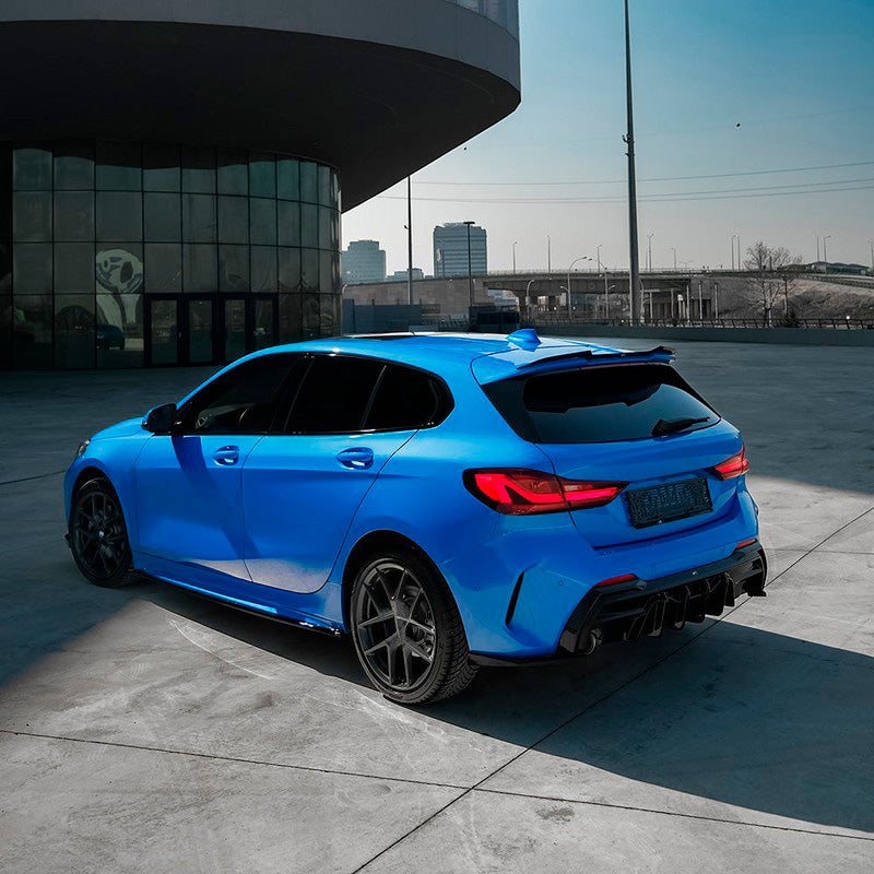 Oneway Satz Seitenschweller passend für BMW 1er F40 M-Pack/M135i 2019- - Schwarz glänzend