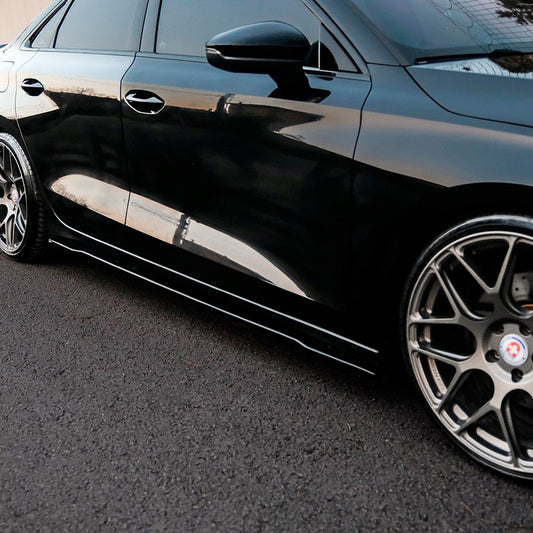 Oneway Satz Seitenschweller passend für Audi A3 (8Y) Limousine/Sportback 2020-2024 exkl. S-Line/S3/RS3 - Schwarz glänzend