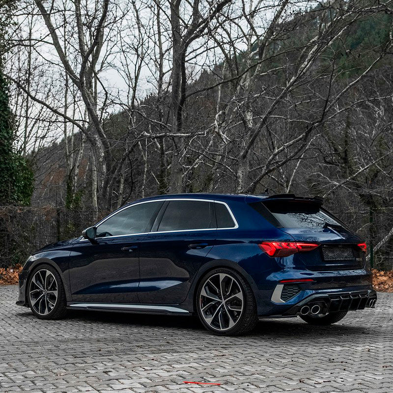 Oneway Satz Seitenschweller passend für Audi A3 8Y S-Line/S3 Limousine/Sportback 2020-2024 & Facelift 2025- - Schwarz glän...