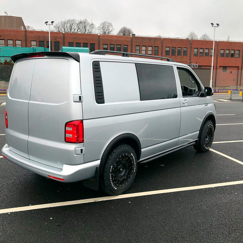 Oneway Satz Radlaufleisten passend für Volkswagen Transporter T6 2015-2019 (Kurzer Radstand) - Mattschwarz