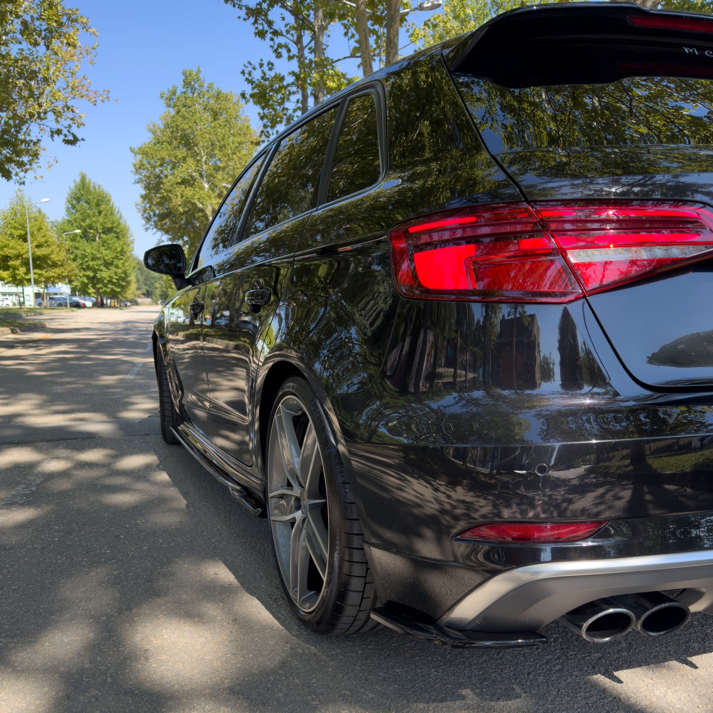 RS11.012 - Heckseitliche Diffusor Splitter passend für AUDI S3 Sportback 8V Facelift 2016-2019 Hochglanz Schwarz