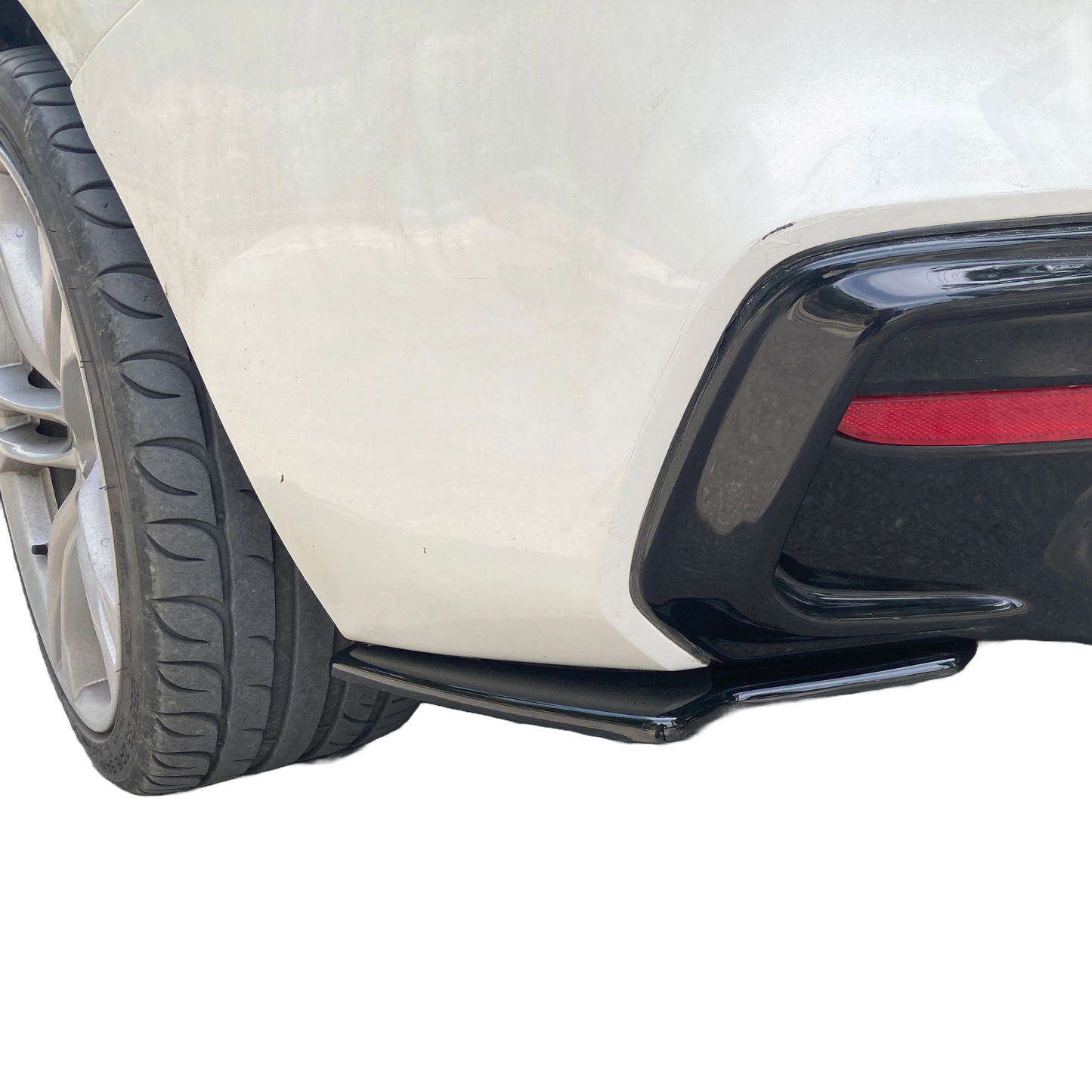 RS11.007 - Heckseitliche Diffusor Splitter passend für BMW 1er F20/F21 Facelift 2015-2019 Hochglanz Schwarz