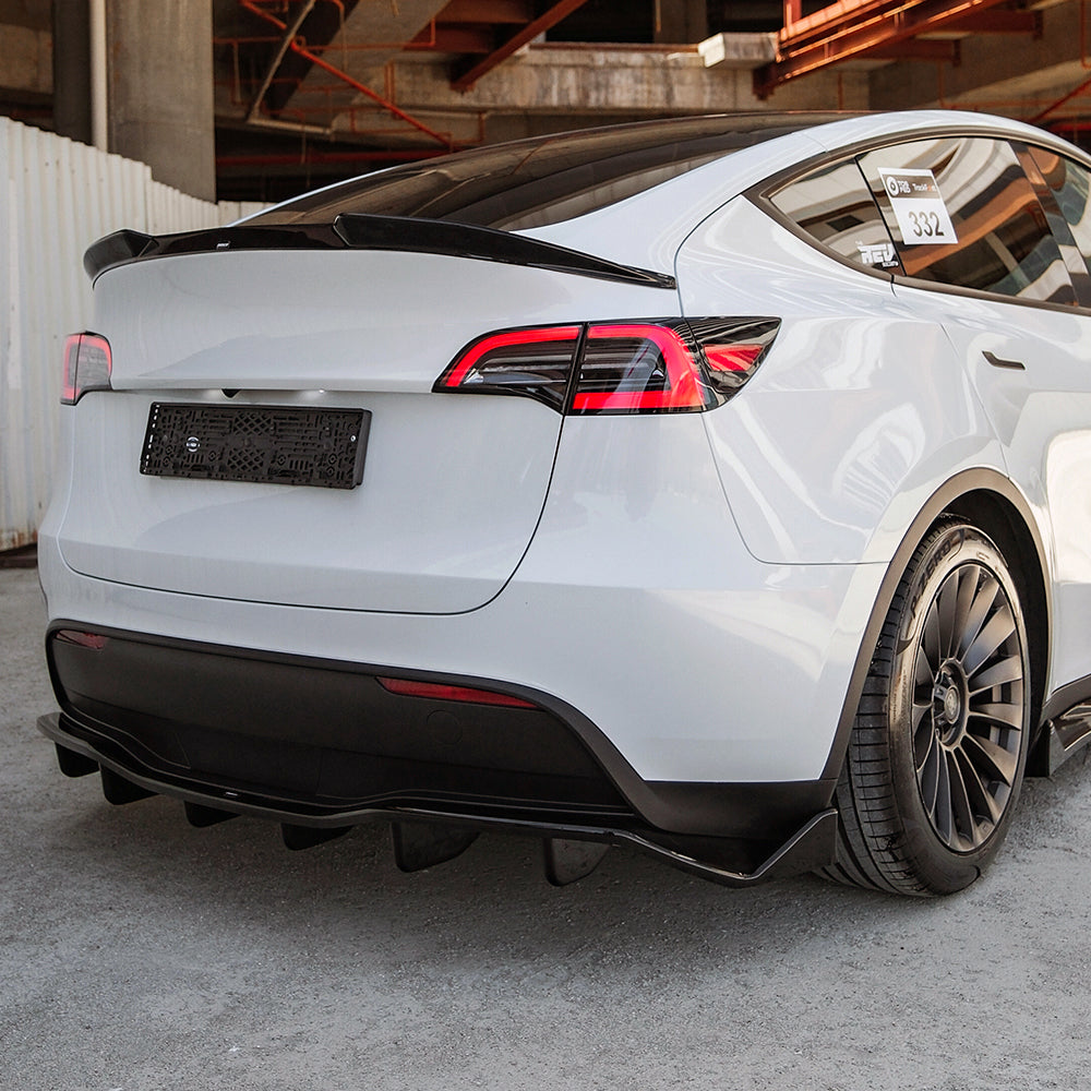 Heckmitte-Splitter passend für TESLA Model Y 2020-2025 Hochglanz Schwarz