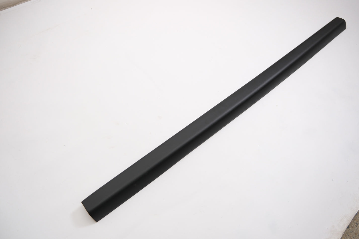 Heckklappenabdeckung passend für VW Amarok MK1-MK1 Facelift 2010-2021 Matt Schwarz