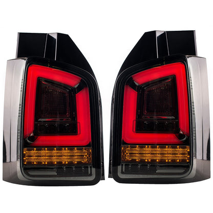Dynamische LED Rauch Rücklichter passend für VW Transporter T5 2010-2015