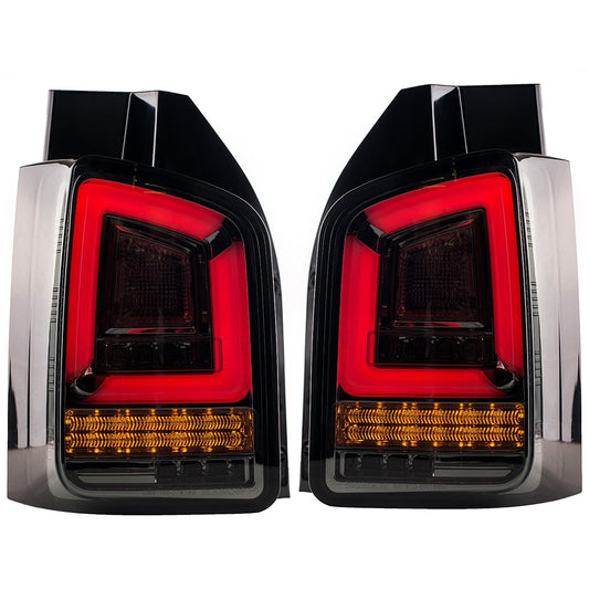 Dynamische LED Rauch Rücklichter passend für VW Transporter T5 2010-2015