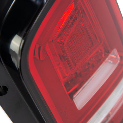 Dynamische LED Rücklichter Rot Klar passend für VW Transporter T5 2003-2010