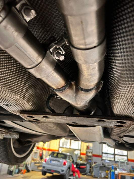 BMW E60 520i/ 523i/ 525i/ 530i ab 2006 Vorschalldämpfer