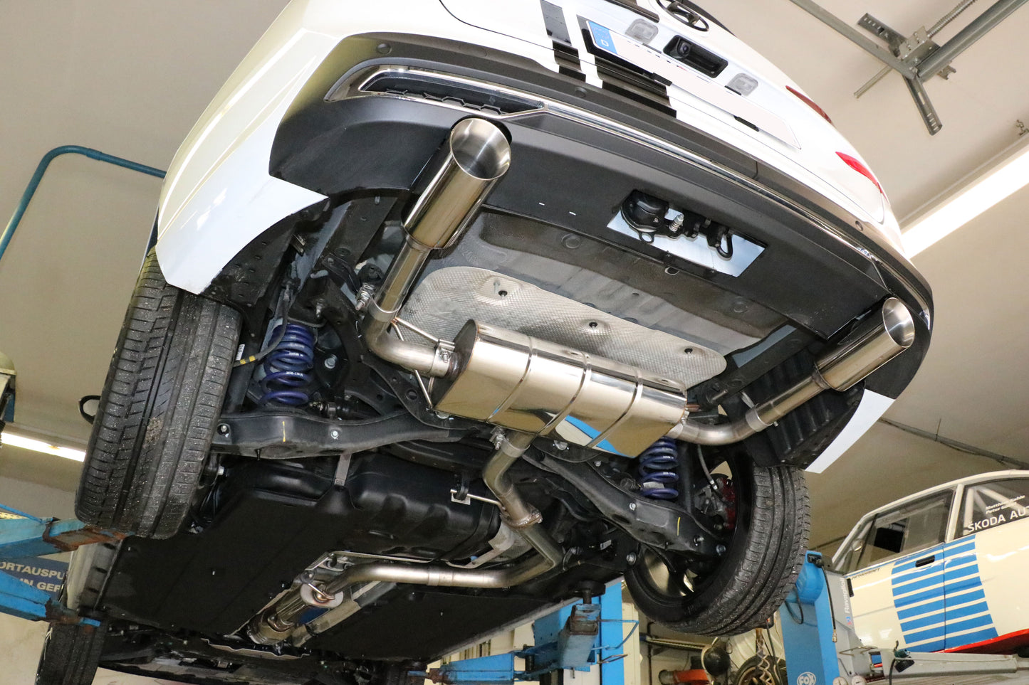 Hyundai i30 PDE Kombi Endschalldämpfer quer Ausgang rechts/links - 1x90 Typ 25 rechts/links