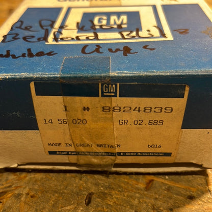 Original GM Opel Bedford Blitz Reflektor unten links NEU