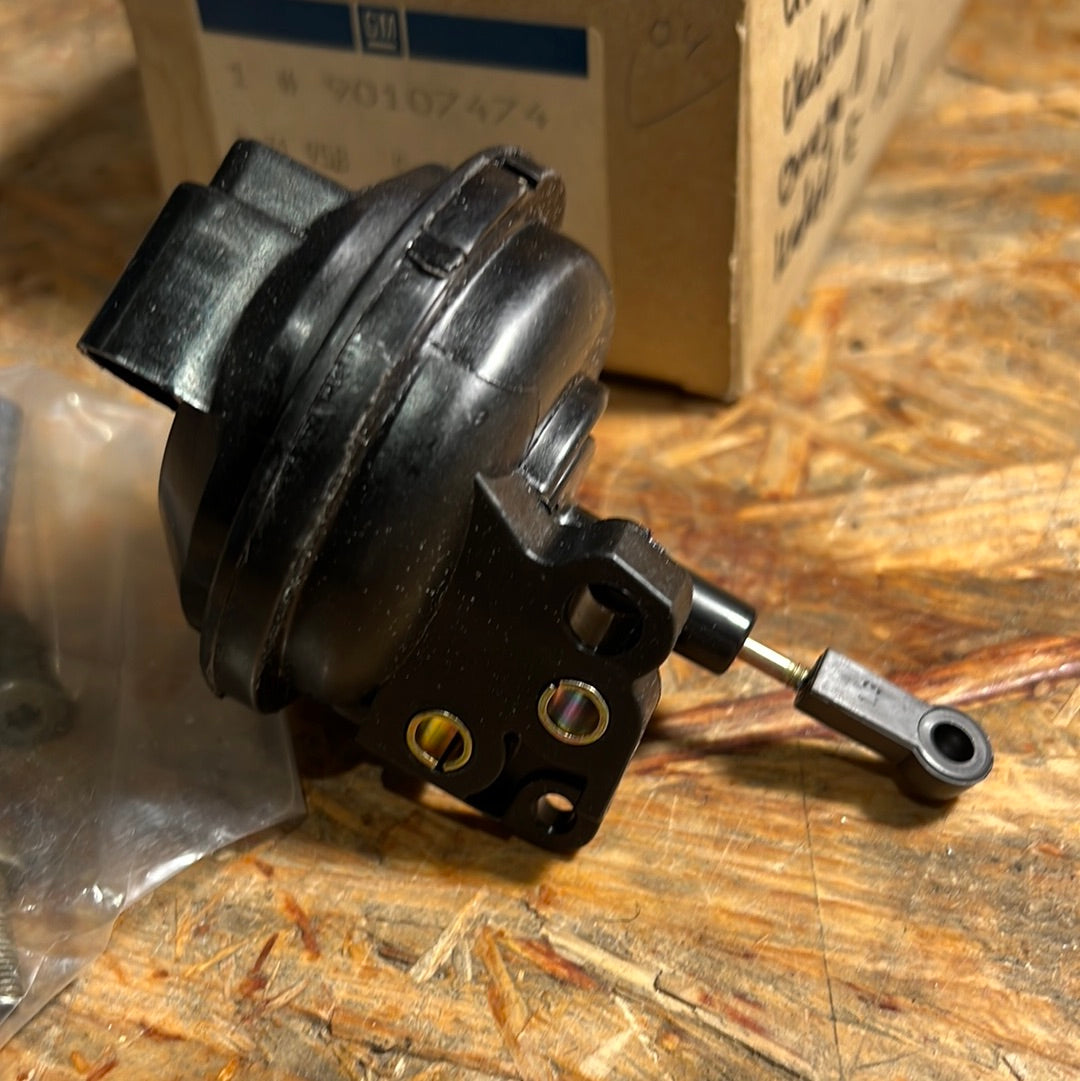 Original GM Opel Unterdruckdose Vectra A Omega A Kadett E NEU