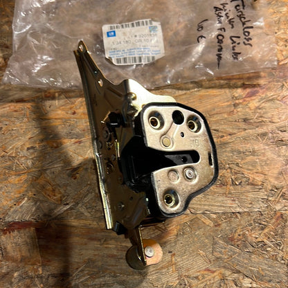 Original GM Opel Türschloss hinten links Astra f Caravan NEU