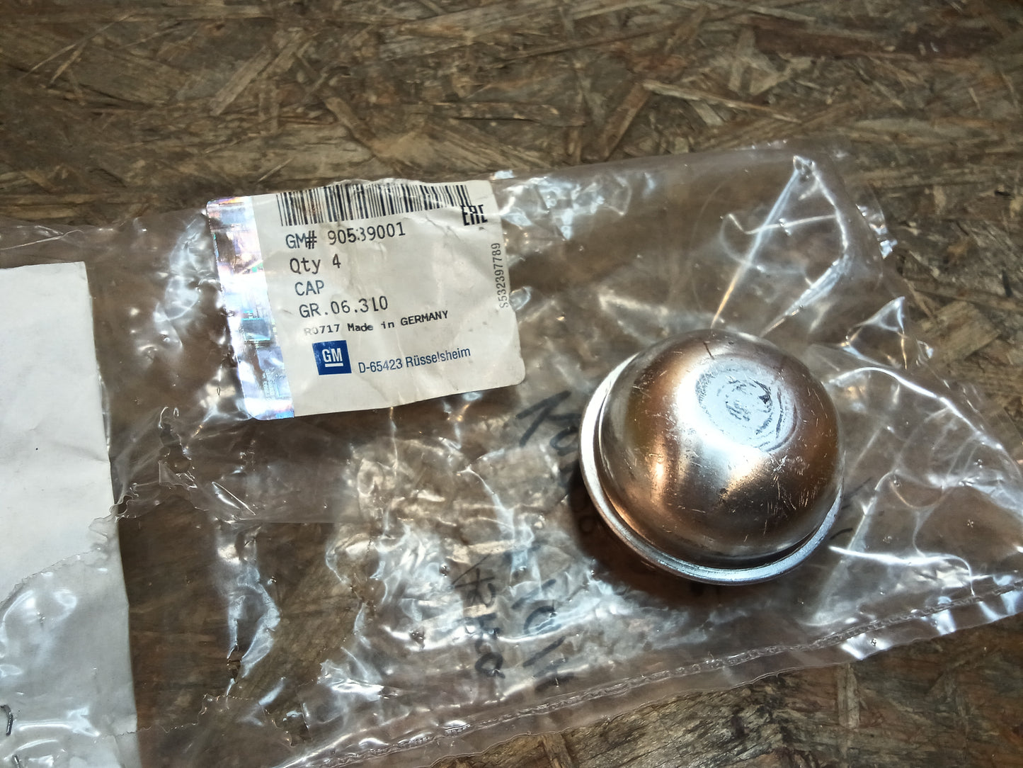 Astra F/G/H Kappe Radnabe original GM NEU