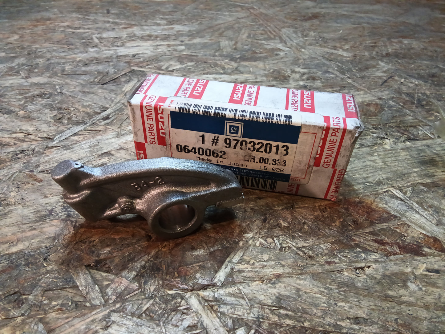 Isuzu Kipphebel original Isuzu GM NEU