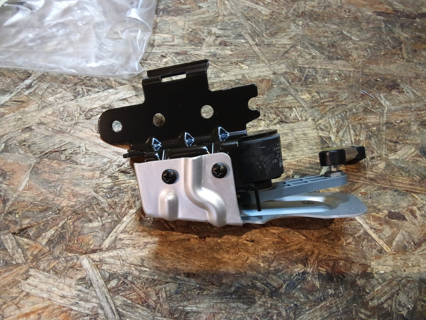 Zafira A Halter mit Niveauregulierung original GM NEU
