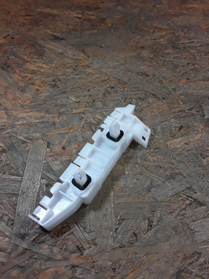 Mitsubishi Mirage Halter Stoßstange HR original Mitsubishi NEU