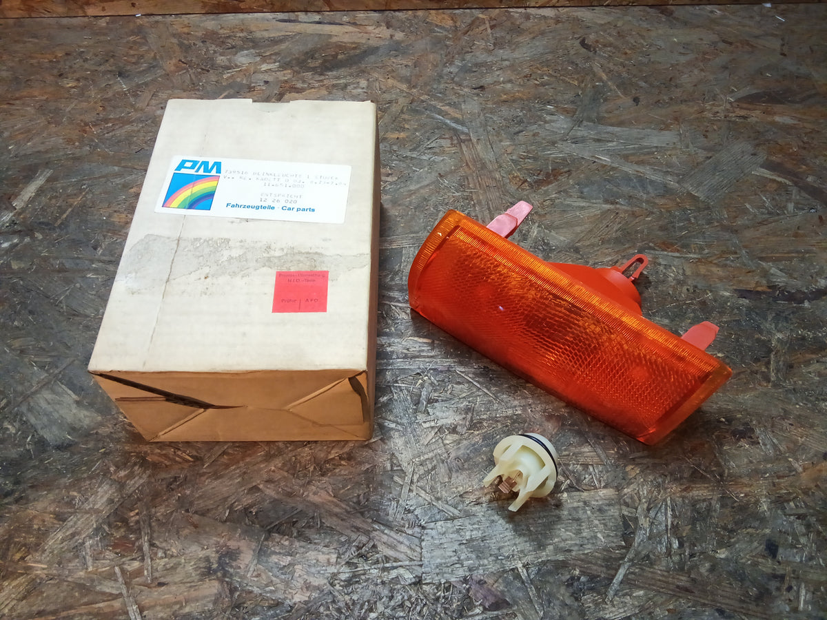 Kadett D bj 08.79-07.84 Blinkerleuchte rechts original PM NEU NOS