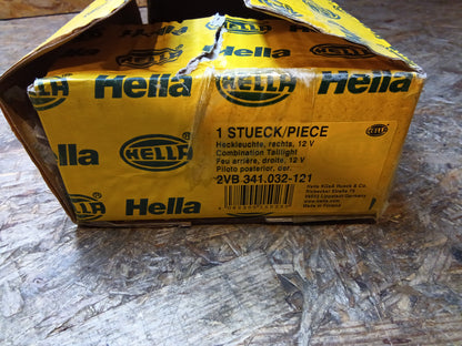 Universal Heckleuchte rechts original Hella NEU