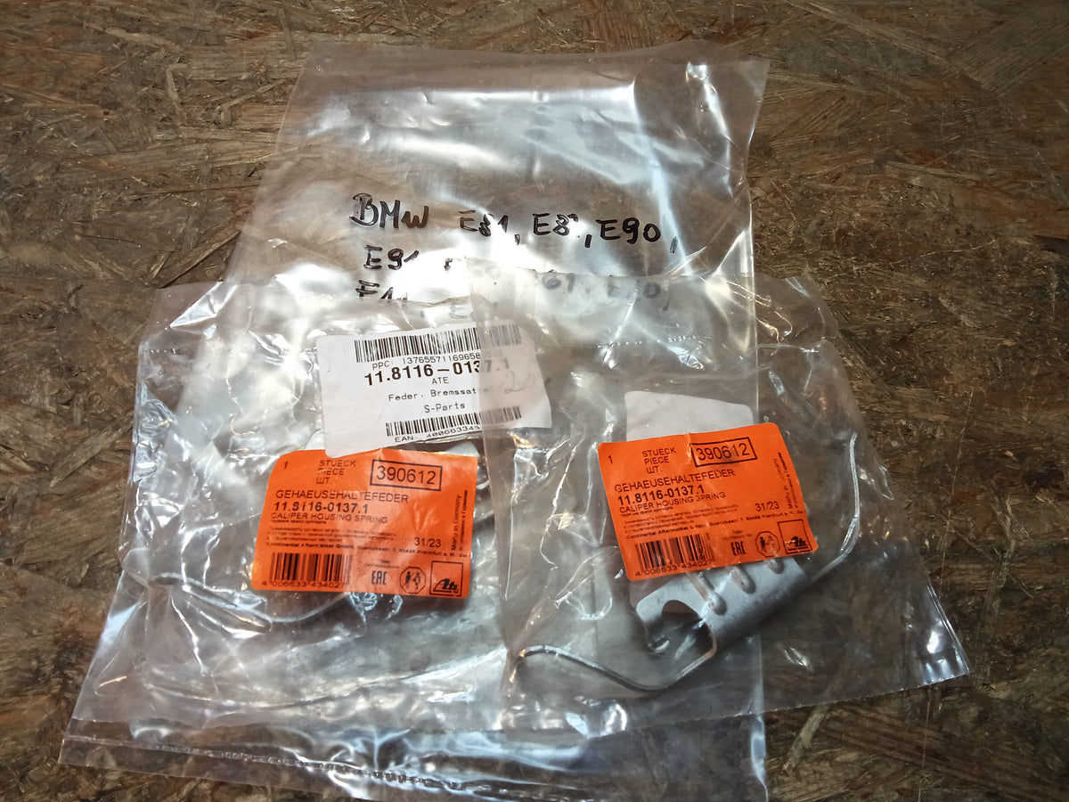 BMW E81,E84,E87,E90,E91,E60,E61,F10,F11 Satz Federn an Bremssattel original BMW NEU