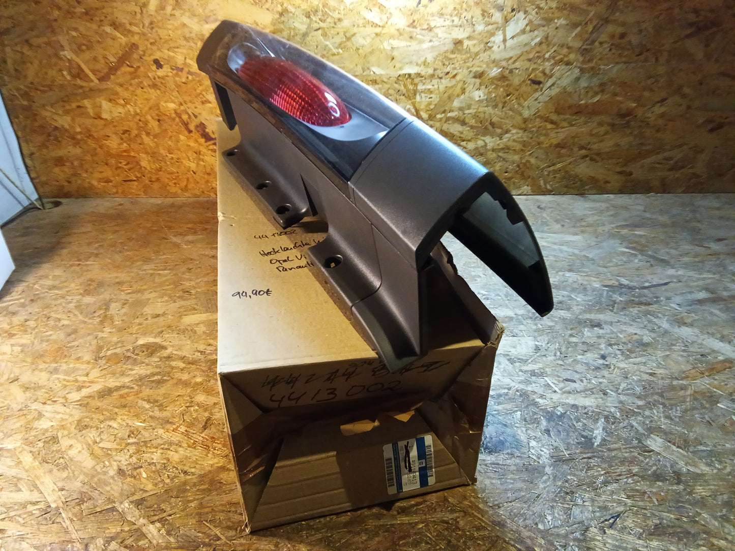 Vivaro A Renault Trafic ll Heckleuchte hinten links original GM NEU