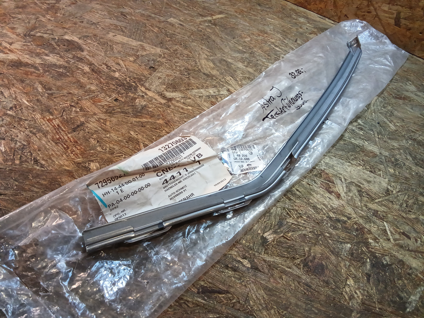 Astra J Fensterführungsschiene original GM NEU