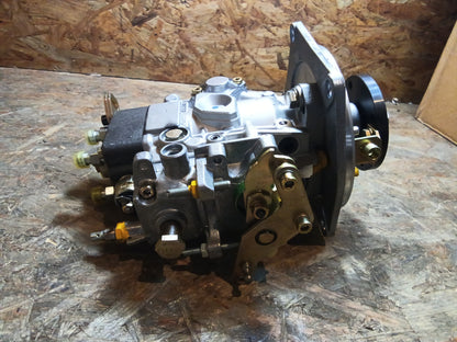 Ford Transit 2.4l Einspritzpumpe original Bosch NEU