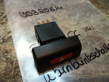 Corsa A CC 1.4l Warnblinkschalter original GM NEU