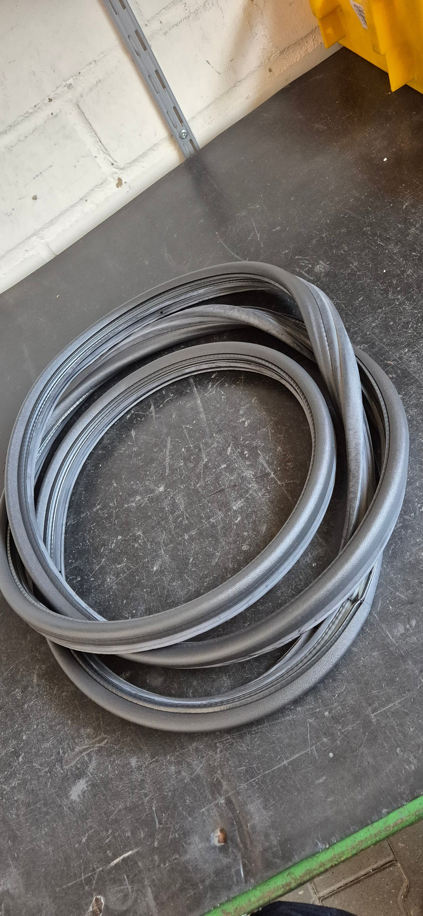 Dichtung Astra F Türe vorne Original GM Neu