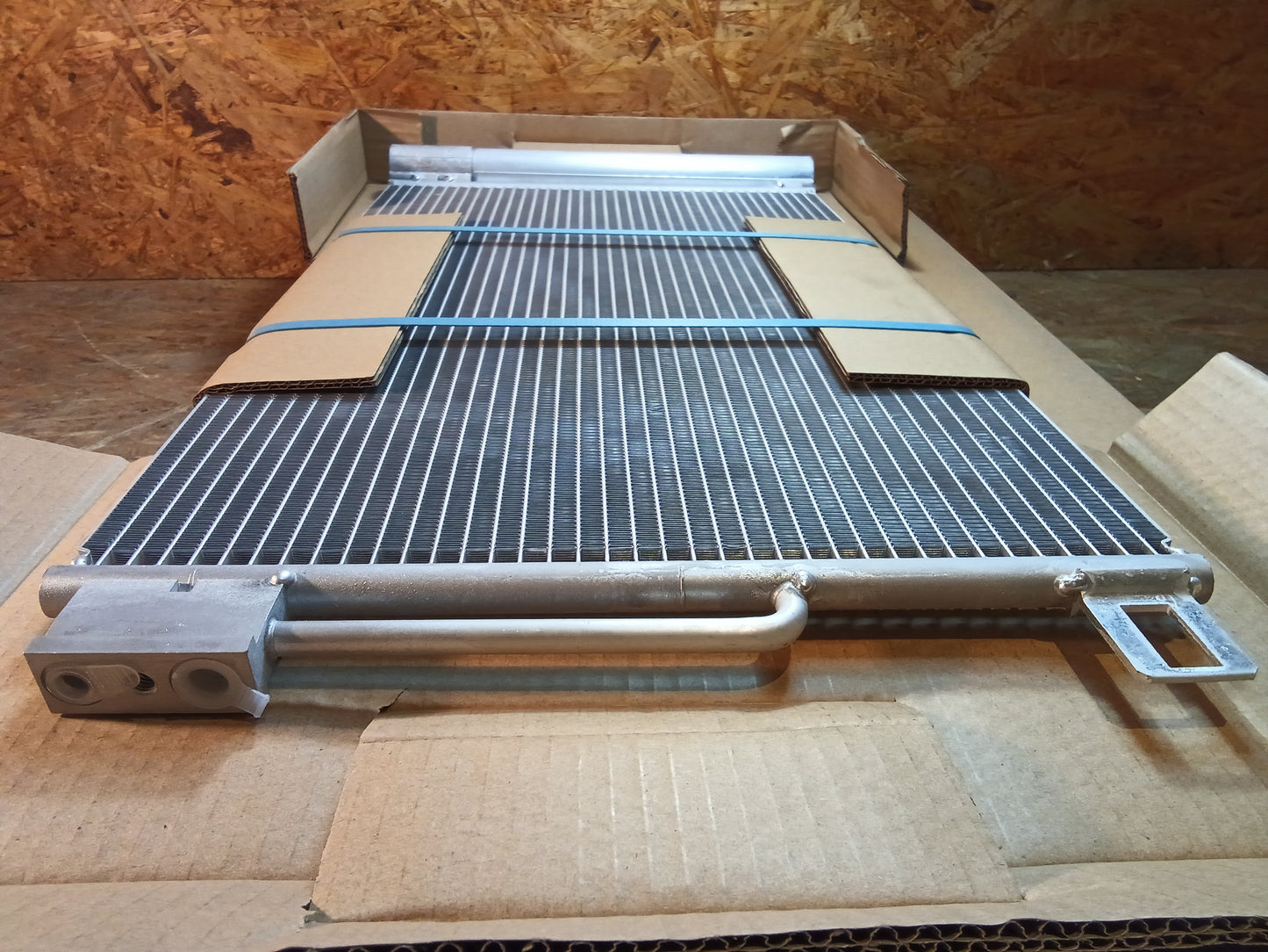 Fiat Punto/ Grande Punto/ EVO Punto Alfa Romeo Opel Adam Corsa D  Kühler Klimaanlage original INTERNATIONAL RADIATORS NEU