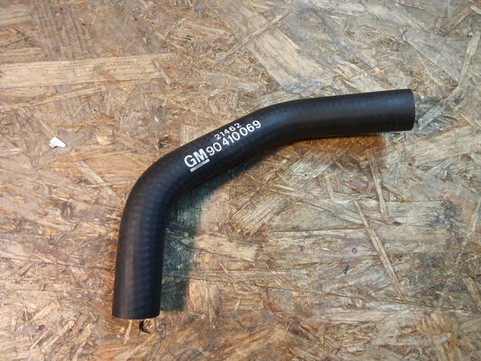 Corsa B BJ 95, 1.2, 3KW, 45 PS Kühlwasserschlauch (Ausgleichsbehälter zu Wasserrohr) original GM NEU
