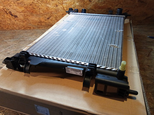 Corsa D Wasserkühler original GM NEU