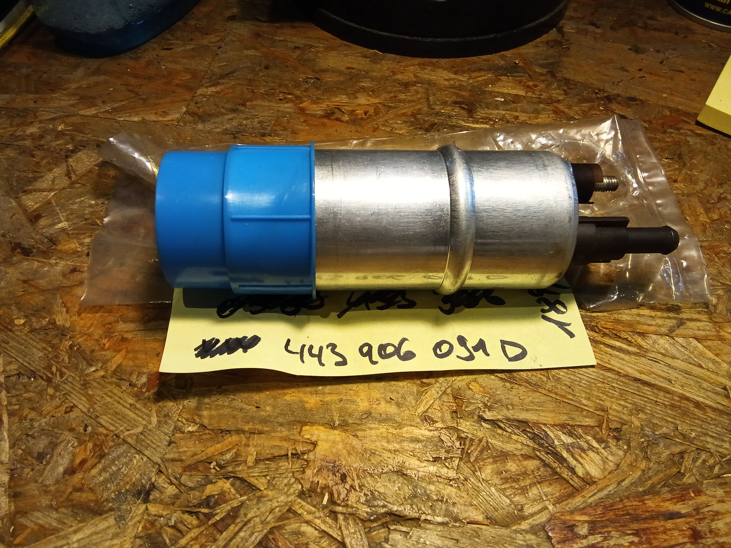 Audi 100 C3/C4, 80 B4 Benzinpumpe original Audi NEU aus Altbestand
