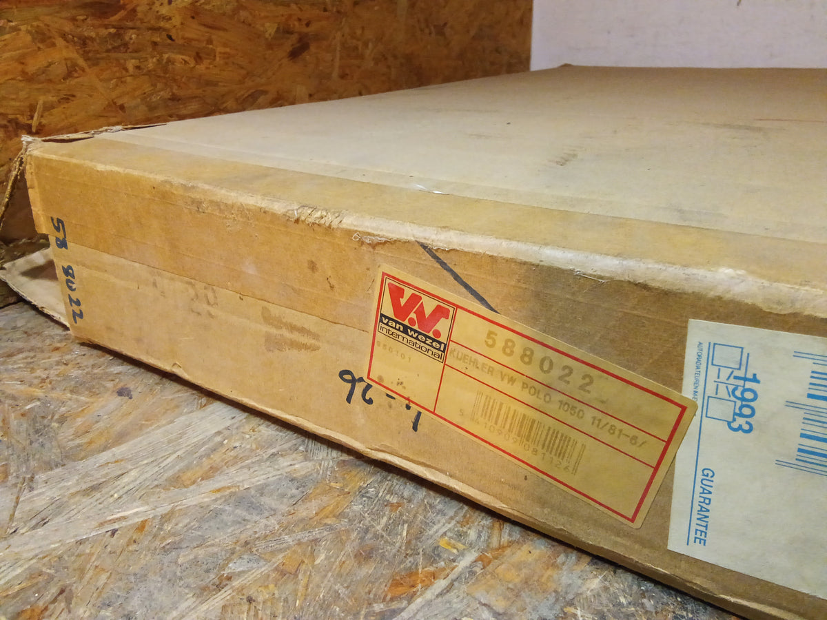 VW Polo 1050 11/81-6/ Kühler original Van Wezel NEU