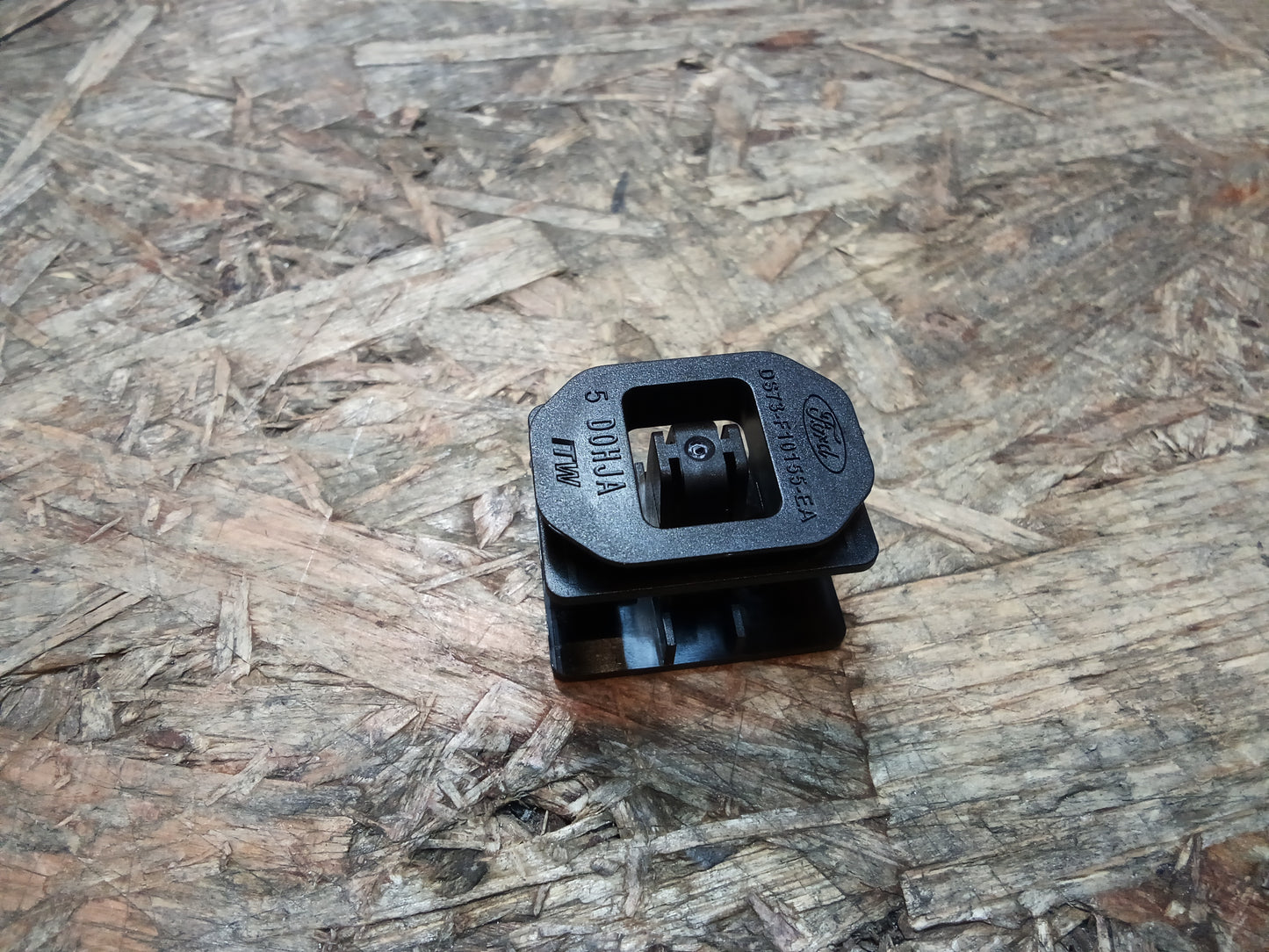 Ford Kuga Mondeo V Halter Zierleiste original Ford NEU