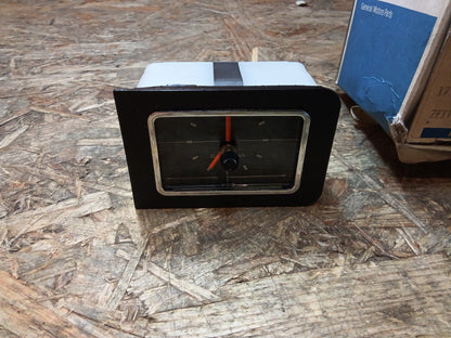 Manta Ascona B Uhr original GM NEU